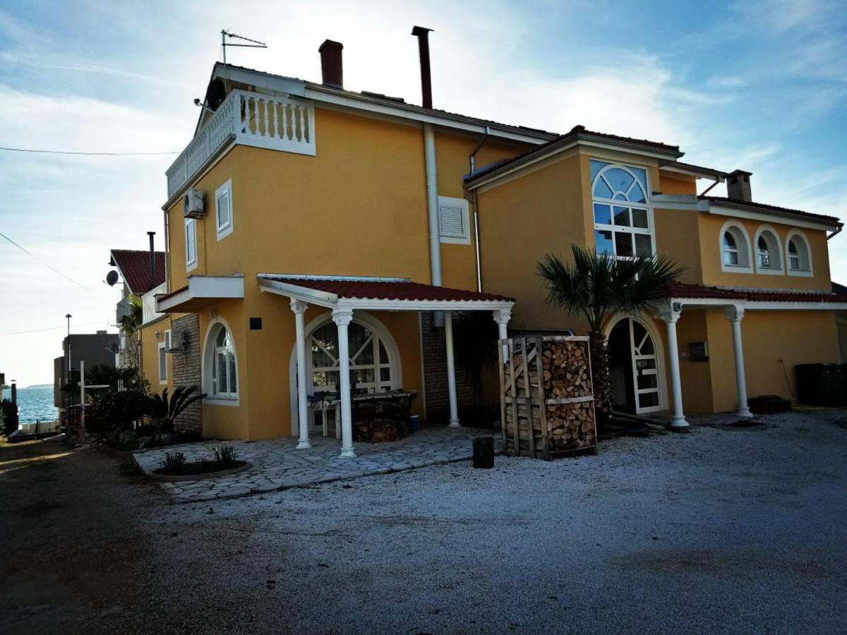 Apartments Villa Broca Brodarica  Exteriör bild